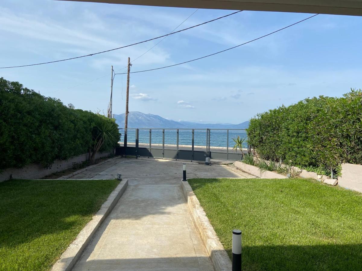 M & F House Villa Oropos Buitenkant foto